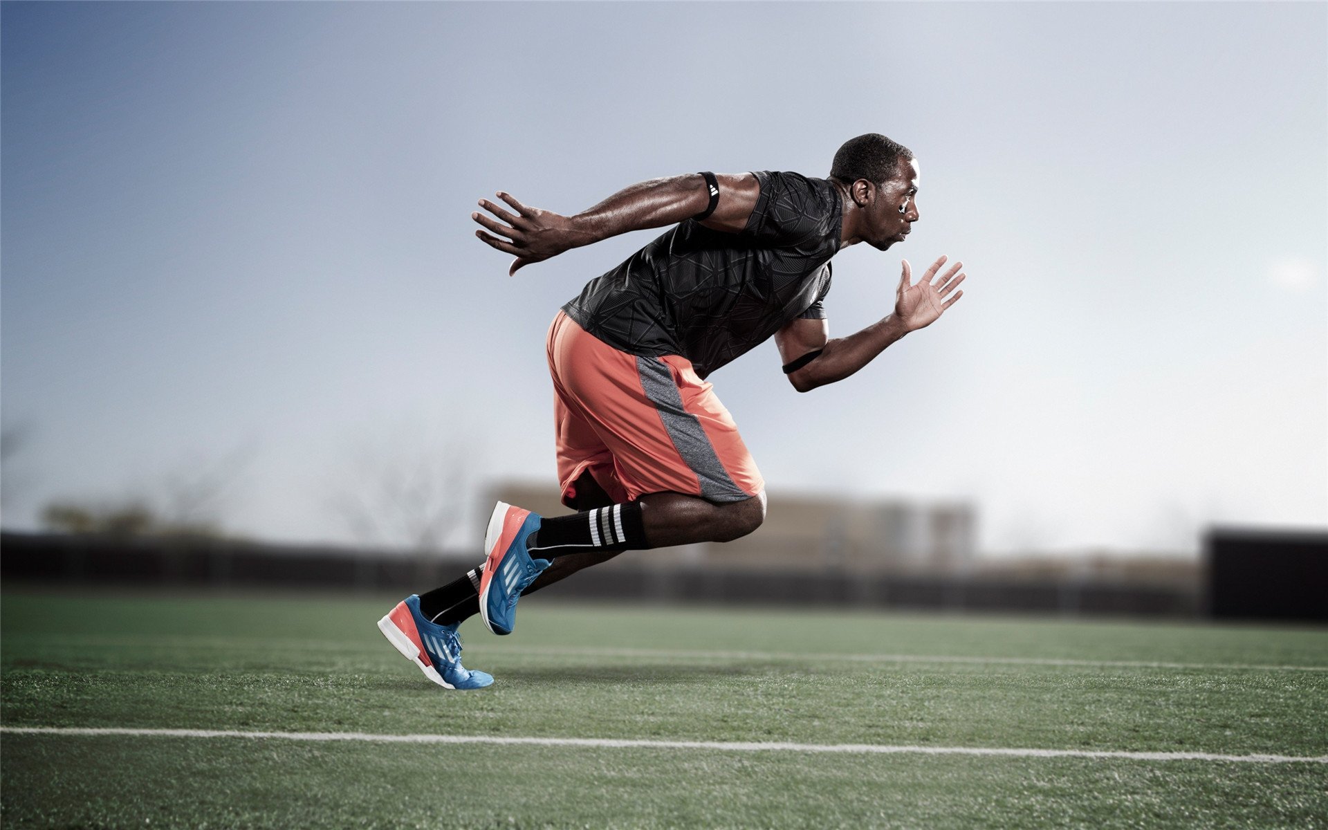 铁血防线锁死尼斯，莫德里奇魔法点亮巴萨关键战