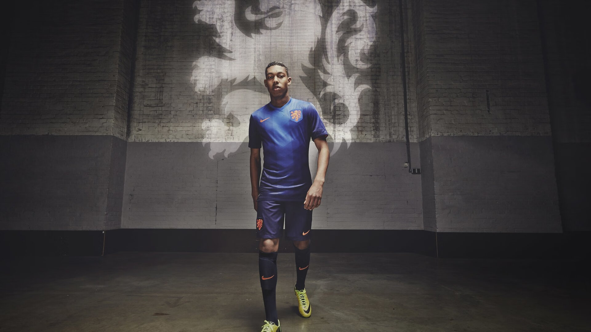 库尔图瓦的封神之夜，南非绝杀切尔西背后的世界排名争夺战